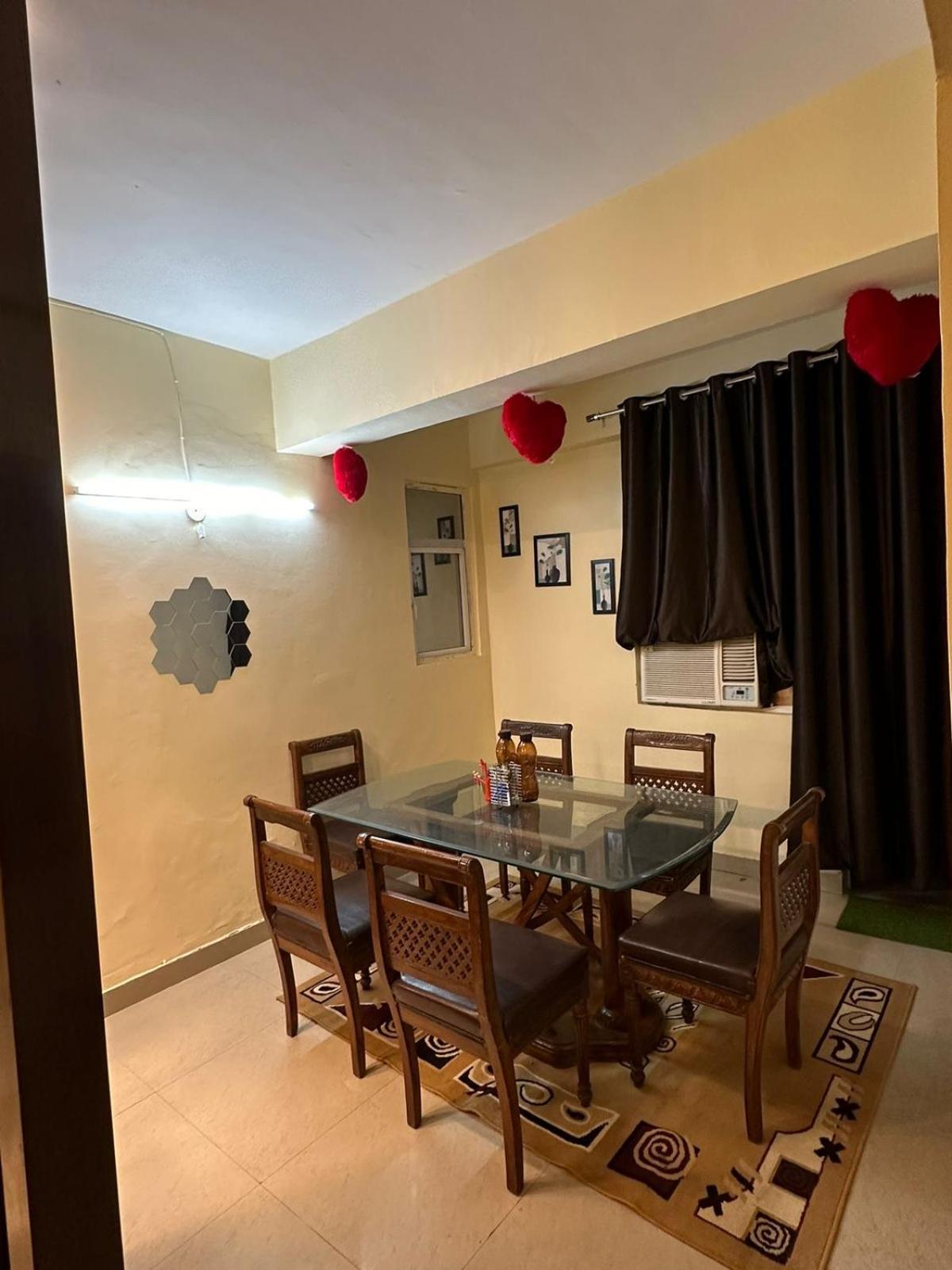 Royal Ambience Apartment Ghaziabad Luaran gambar